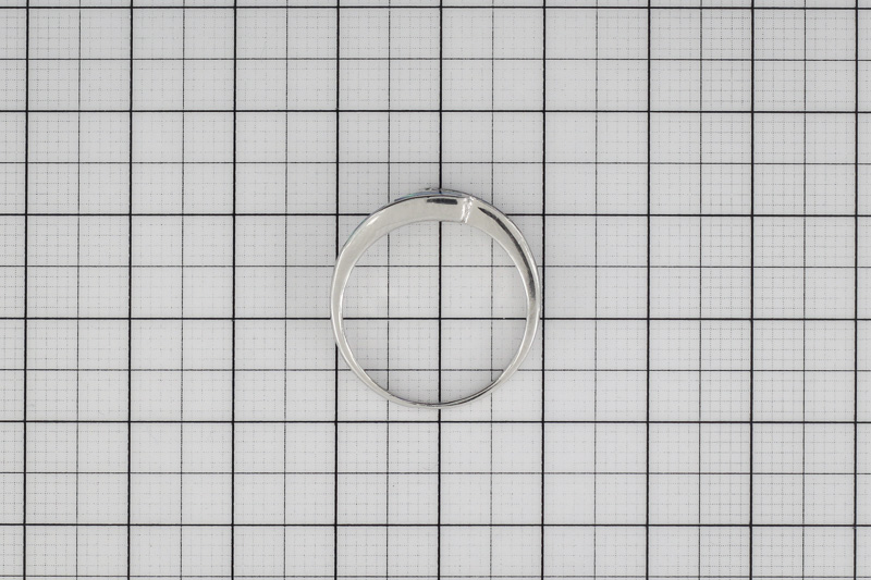 Изображение Серебряное кольцо с опалом и цирконами 17,5 мм