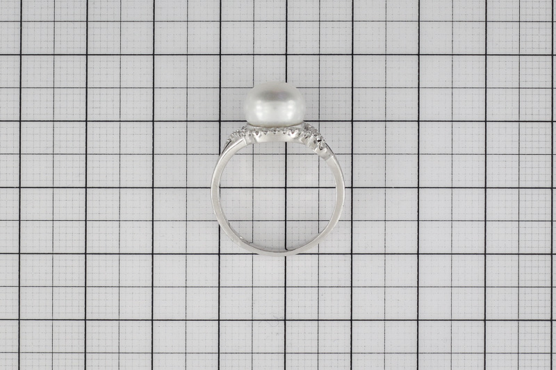 Изображение Серебряное кольцо с цирконами и жемчугом 17,5 мм
