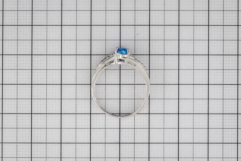 Paveikslėlis Sidabrinis žiedas su opalu ir cirkoniais 17,5 mm