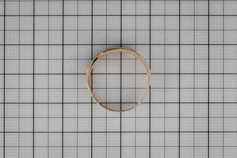 Изображение Золотое кольцо с цирконами 20 мм
