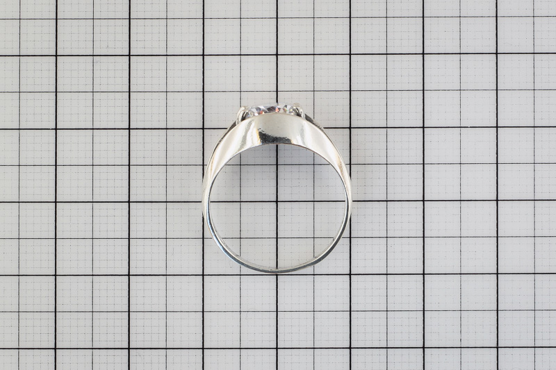 Paveikslėlis Sidabrinis žiedas su cirkoniu 18,5 mm