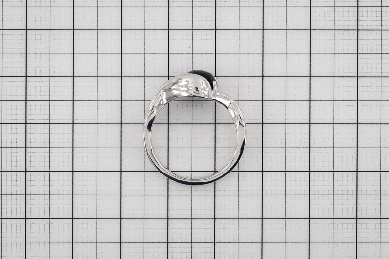 Изображение Серебряное кольцо с ониксом 18 мм