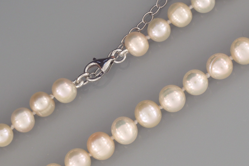 Paveikslėlis Vėriniai iš perlų 45-49 cm
