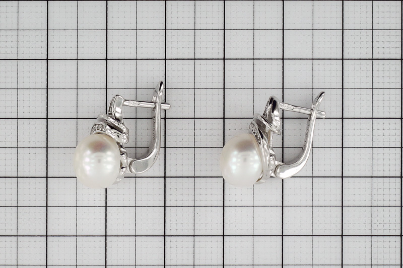 Изображение Серебряные серьги с жемчугом и цирконами