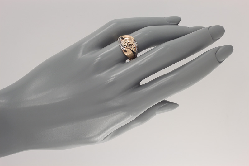 Изображение Золотое кольцо с цирконами 18,5 мм