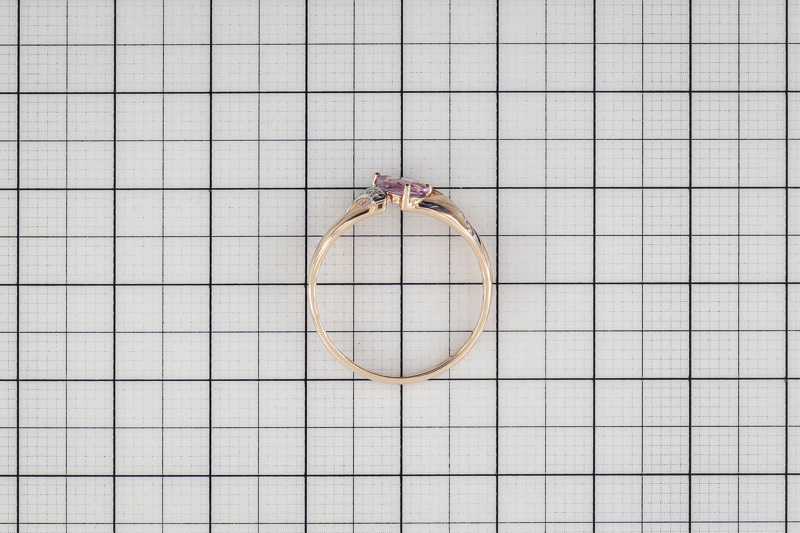 Изображение Золотое кольцо с аметистом и цирконами 17,5 мм