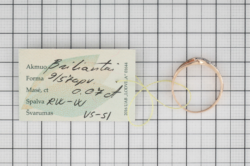 Paveikslėlis Auksinis žiedas su briliantais 16 mm
