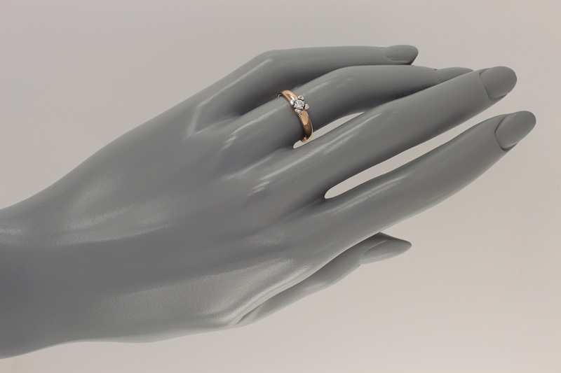 Изображение Золотое кольцо с цирконом 16,5 мм