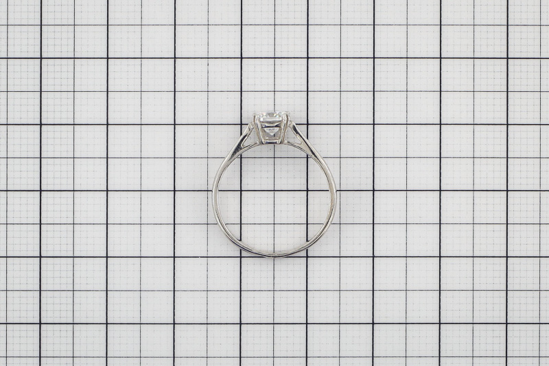 Изображение Серебряное кольцо с цирконом 17,5 мм