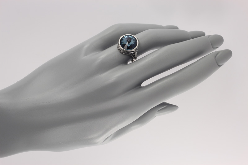 Изображение Серебряное кольцо с кристаллом Swarovski 17,5 мм