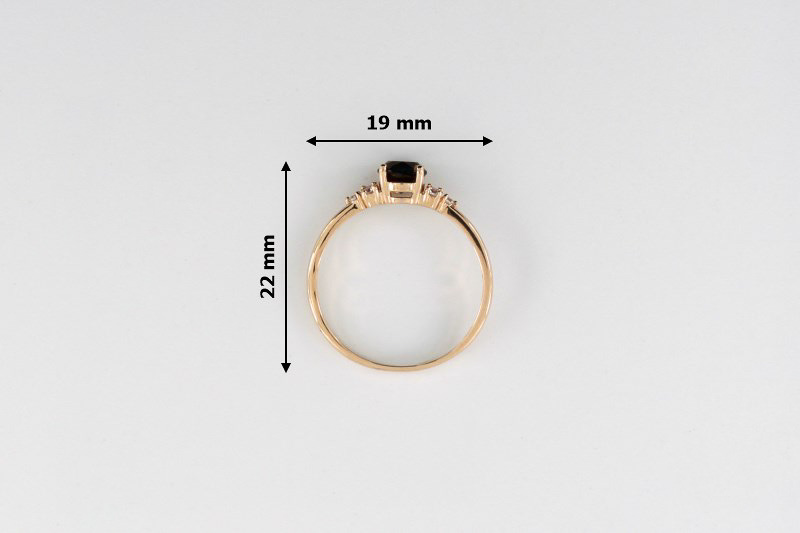 Paveikslėlis Auksinis žiedas su dūminiu kvarcu ir cirkoniais