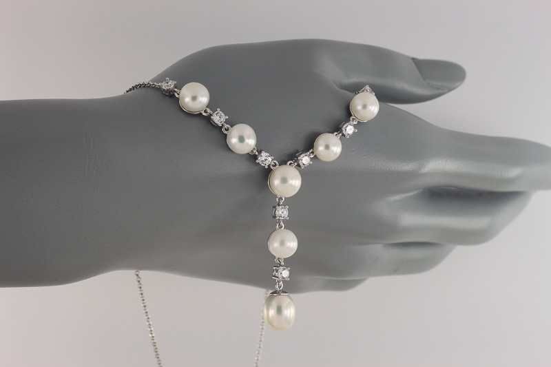 Paveikslėlis Sidabrinė grandinėlė su perlais ir cirkoniais 40-45 cm
