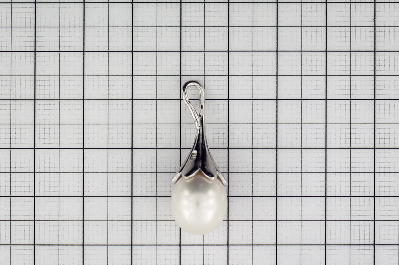 Изображение Серебряная подвеска с жемчугом