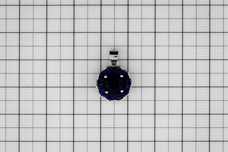 Изображение Серебряная подвеска с цирконом и кристаллами Swarovski