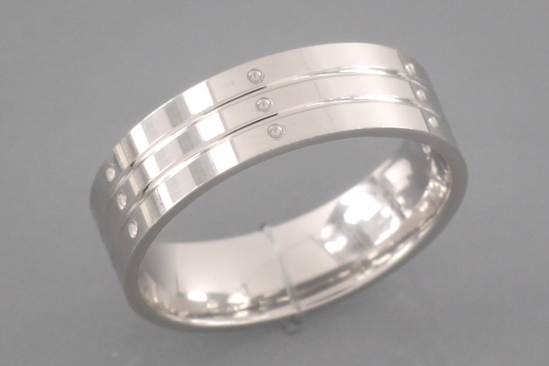 Изображение Серебряное кольцо 19 мм