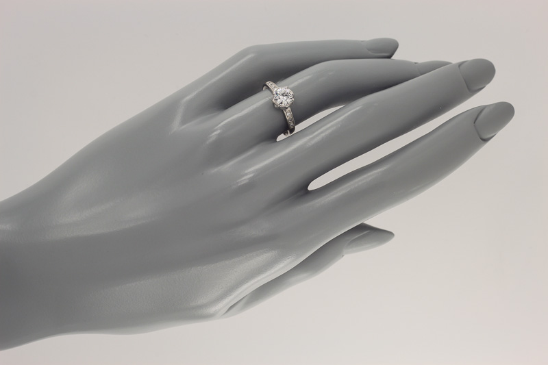 Изображение Серебряное кольцо с цирконами 17 мм