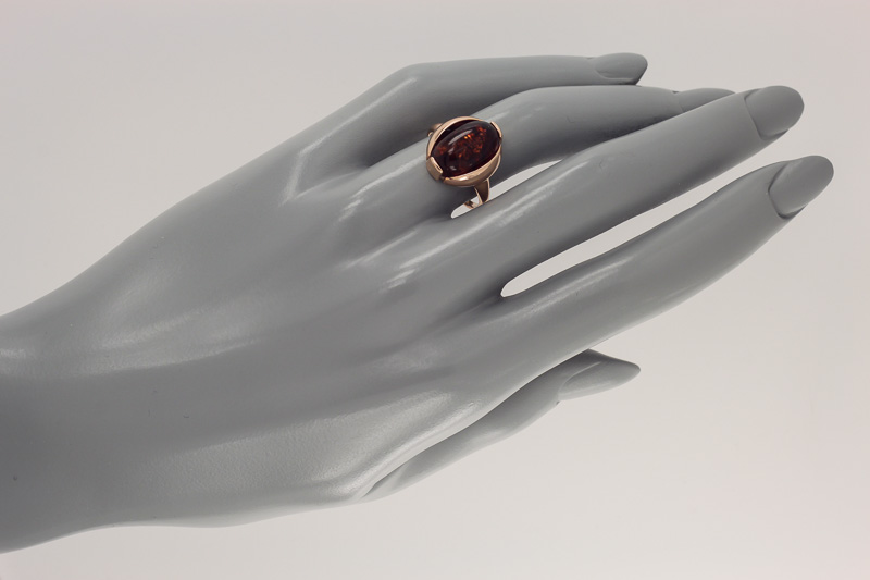 Изображение Кольцо из позолоченного серебра с янтарем