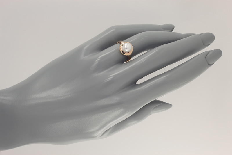 Изображение Золотое кольцо с жемчугом и цирконами 17,5 мм