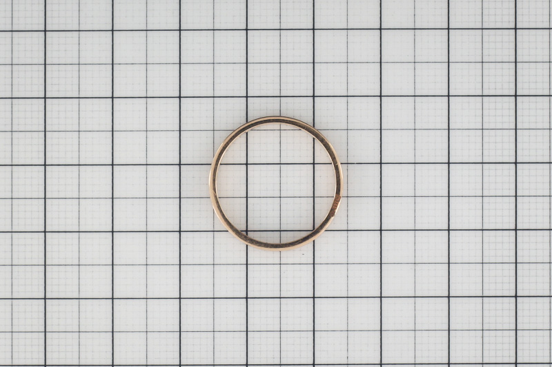 Изображение Золотое кольцо с цирконами 19,5 мм