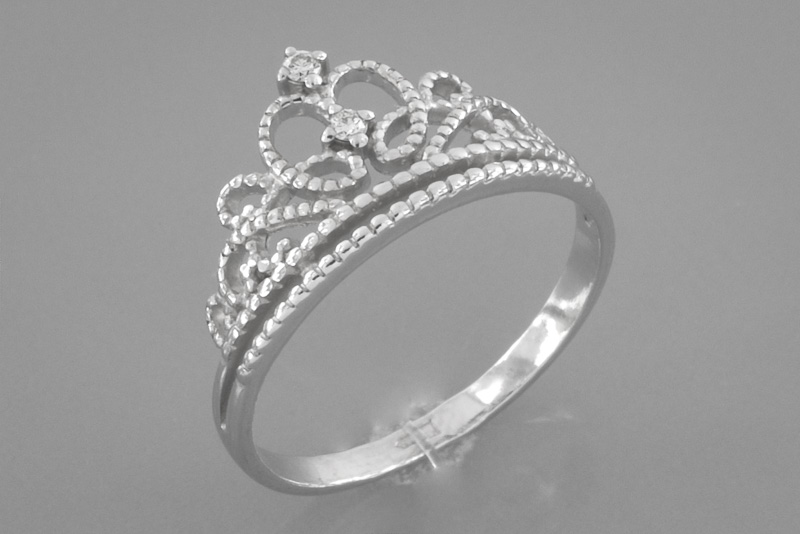 Изображение Серебряное кольцо с бриллиантами