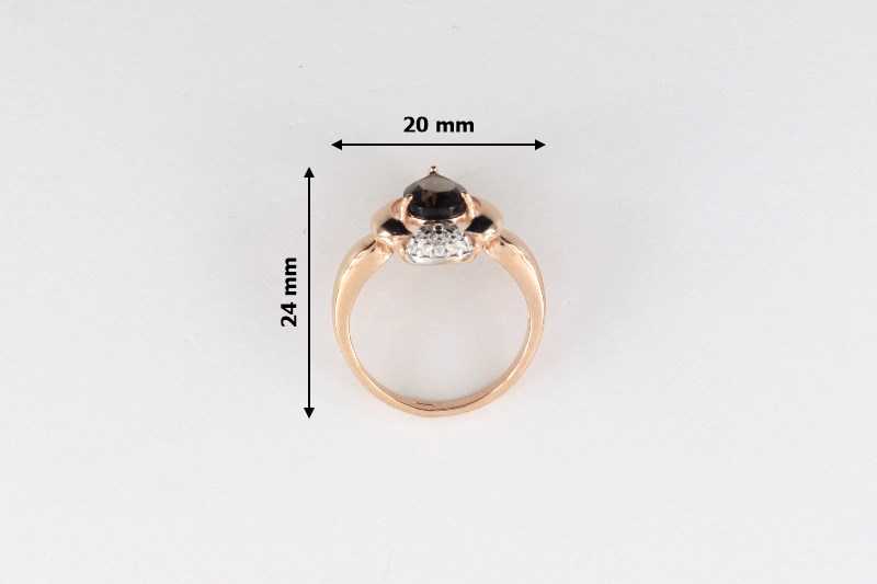 Paveikslėlis Paauksuotas sidabrinis žiedas su dūminiu kvarcu ir cirkoniais