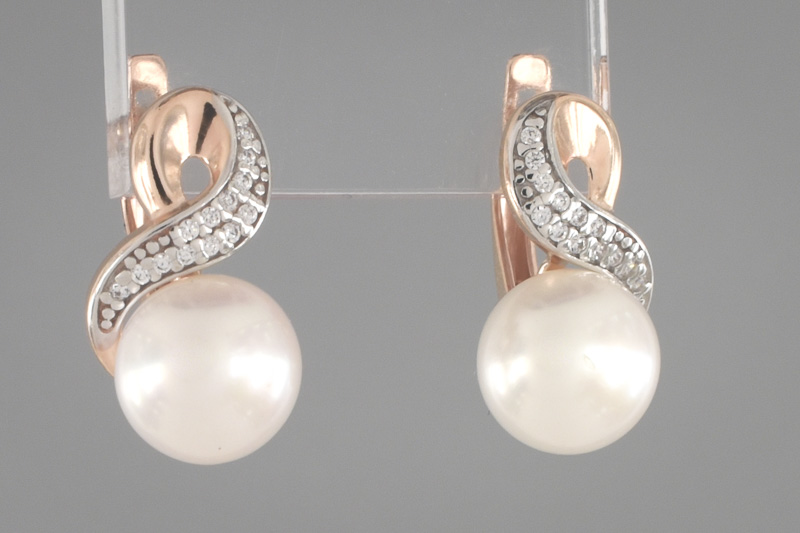 Paveikslėlis Paauksuoti sidabriniai auskarai su perlais ir cirkoniais
