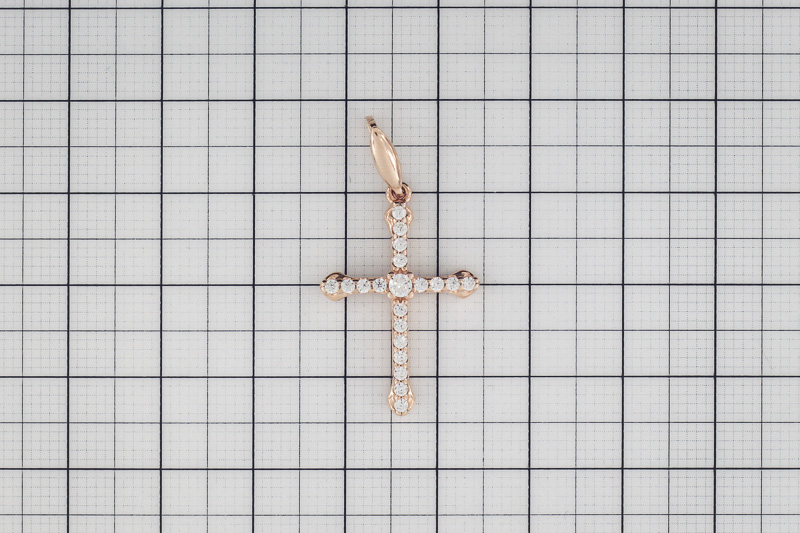Изображение Католический крестик из позолоченного серебра с цирконами 
