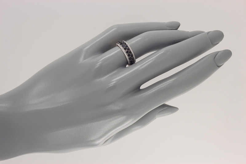 Изображение Золотое кольцо с бриллиантами и сапфирами 17 мм