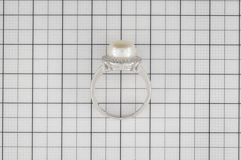 Изображение Серебряное кольцо с цирконами и жемчугом 18 мм