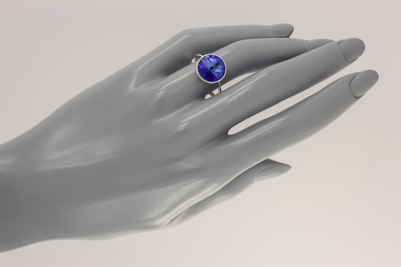 Изображение Серебряное кольцо с кристаллом Swarovski 19,5 мм