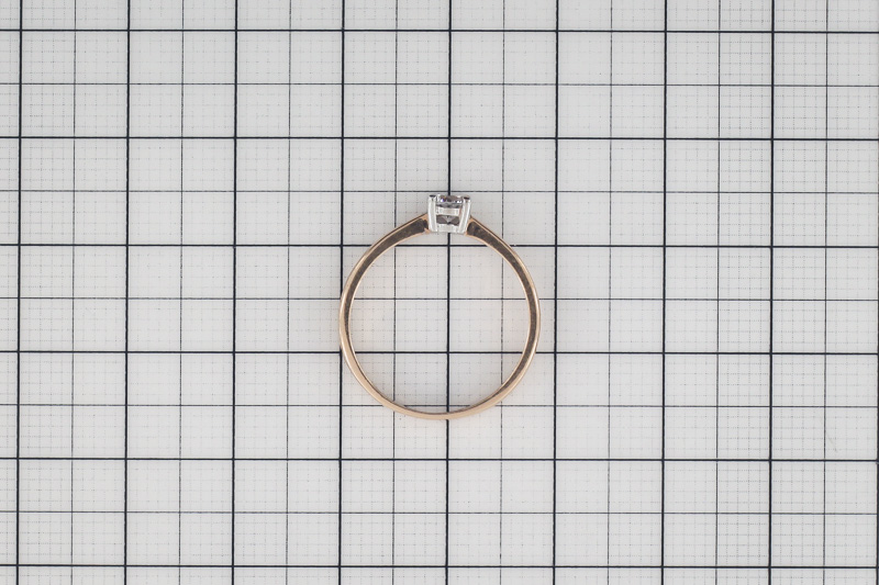 Изображение Золотое кольцо с цирконом 16,5 мм