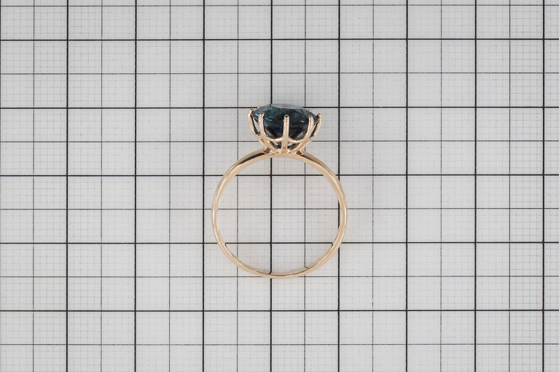 Изображение Золотое кольцо с топазом London