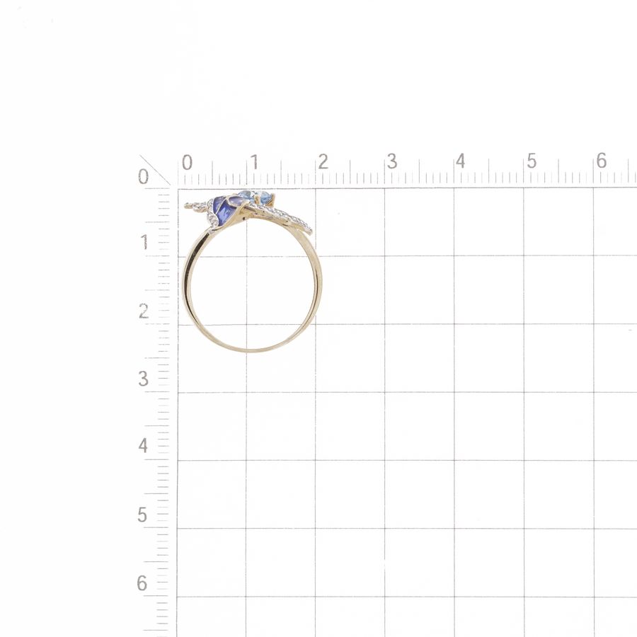 Изображение Золотое кольцо с топазом и эмалью
