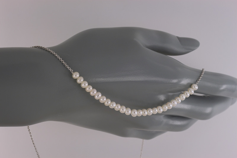 Paveikslėlis Sidabrinė grandinėlė su perlais 38-45 cm