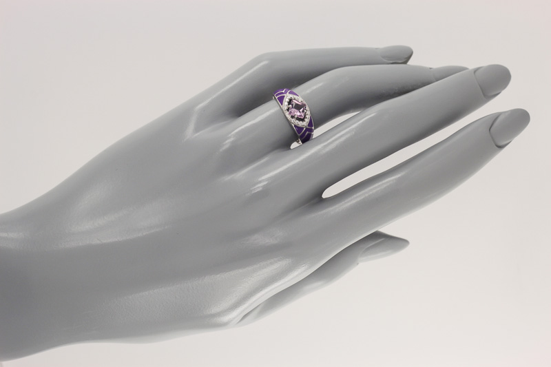 Изображение Серебряное кольцо с аметистом и цирконами