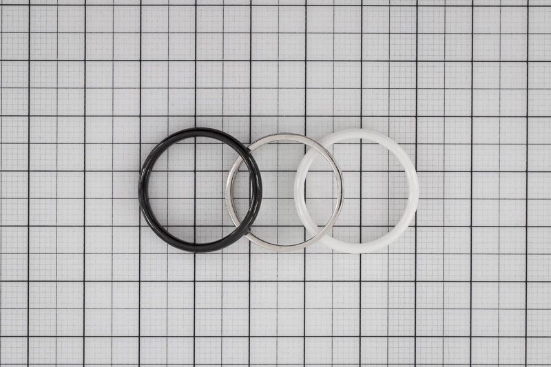 Paveikslėlis Sidabrinis žiedas su cirkoniais 19 mm