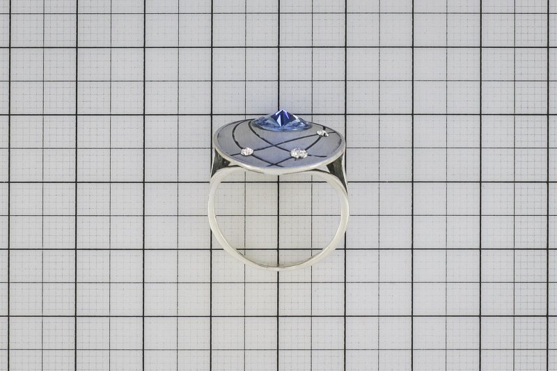 Изображение Серебряное кольцо с цирконами и кристаллом Swarovski 18 мм
