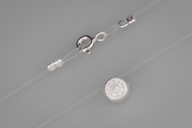 Изображение Серебряная цепочка с цирконом 40 см