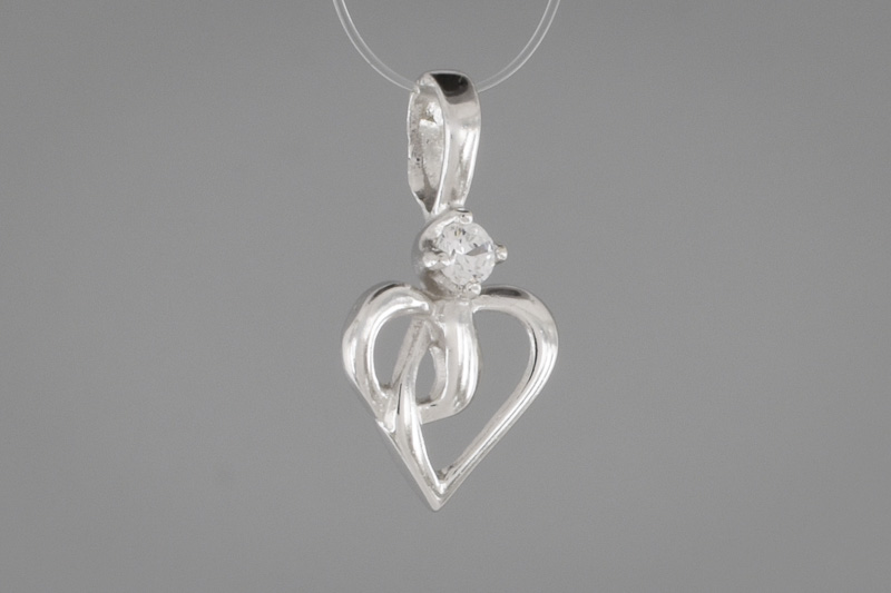 Изображение Серебряная подвеска с цирконом "Сердце" 