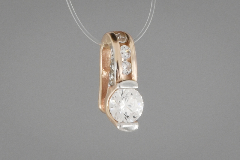 Изображение Подвеска из позолоченного серебра с цирконами и кристаллом Swarovski 