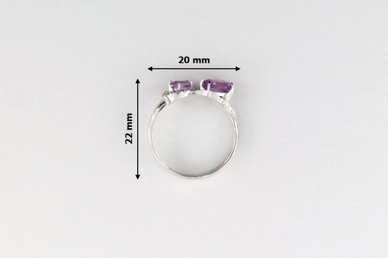 Paveikslėlis Sidabrinis žiedas su cirkoniais ir ametistais 17 mm