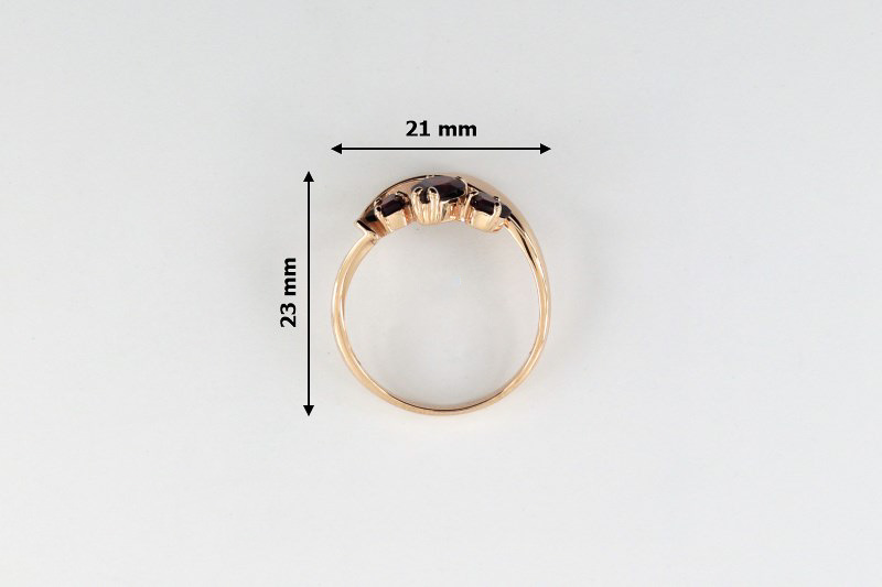 Изображение Золотое кольцо с гранатами