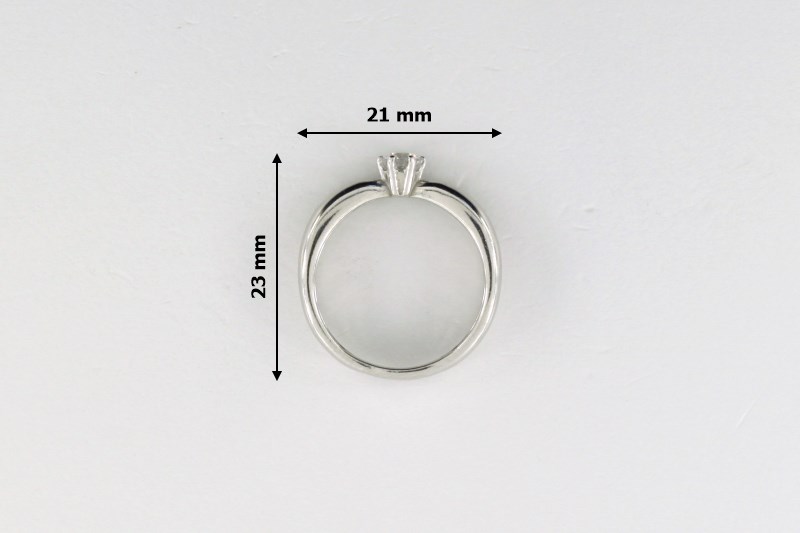 Paveikslėlis Sidabrinis žiedas su cirkoniu