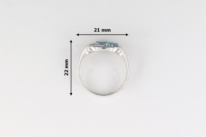 Paveikslėlis Sidabrinis žiedas su topazais 18 mm