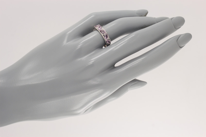 Изображение Серебряное кольцо с аметистами 17 мм
