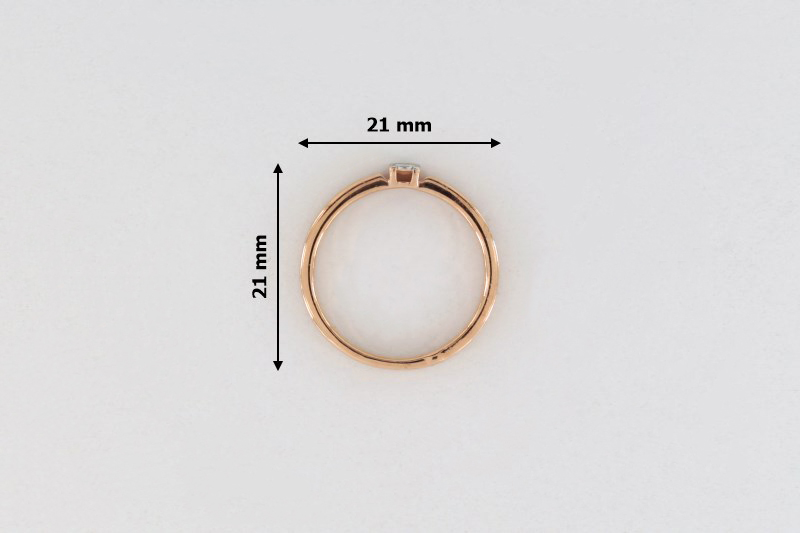 Изображение Кольцо из позолоченного серебра с бриллиантом