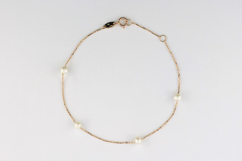 Paveikslėlis Auksinė apyrankė su perlais 17-19 cm