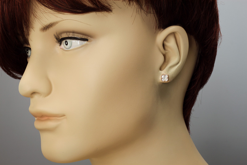Paveikslėlis Auksiniai auskarai su perlamutru