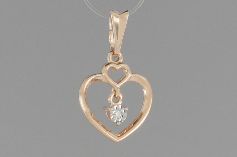 Изображение Золотая подвеска с бриллиантом "Сердце"