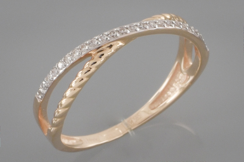 Paveikslėlis Auksinis žiedas su briliantais 17,5 mm